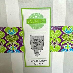 Scentsy Home is Where My Cat mini plugin warmer